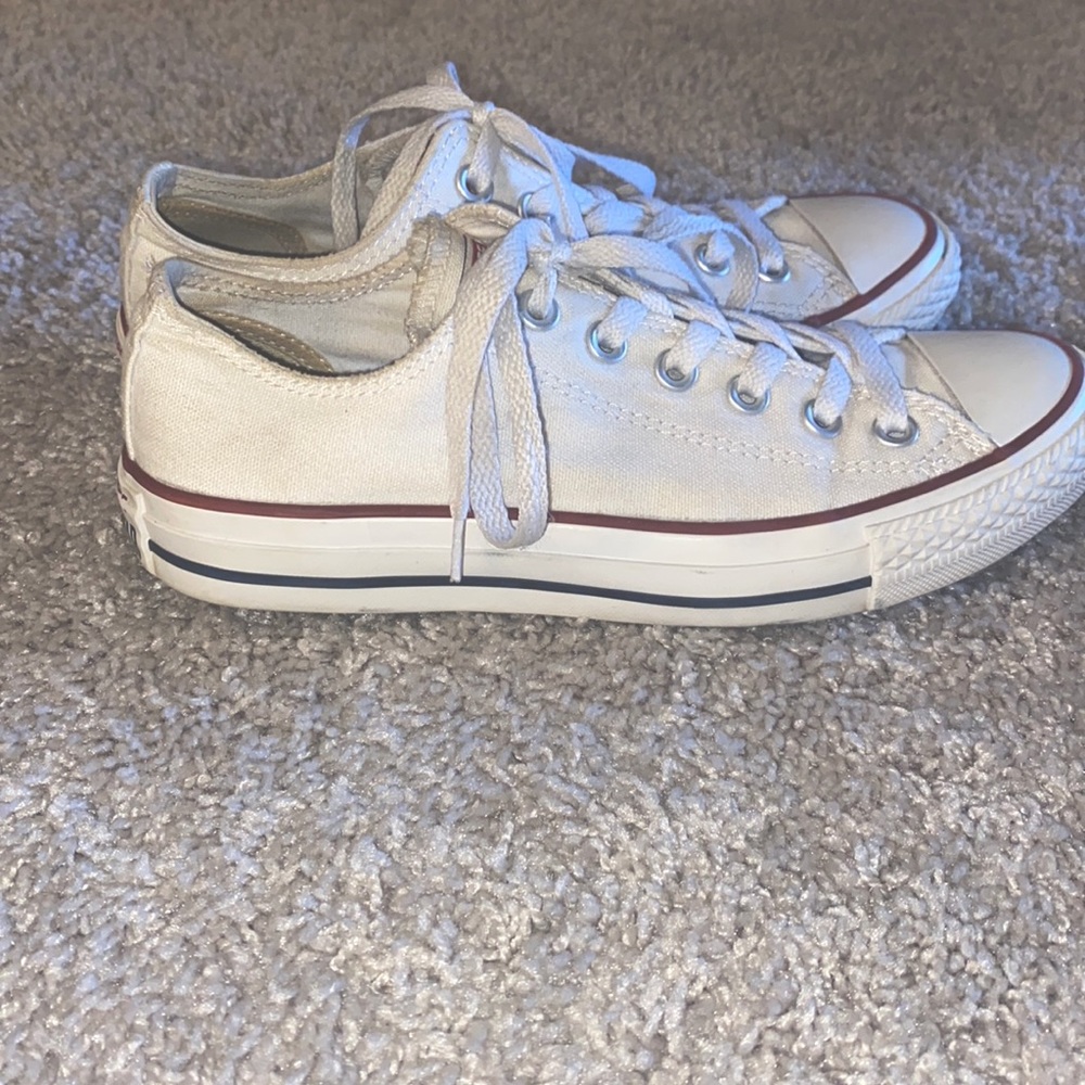 Women’s white converse low top shoes